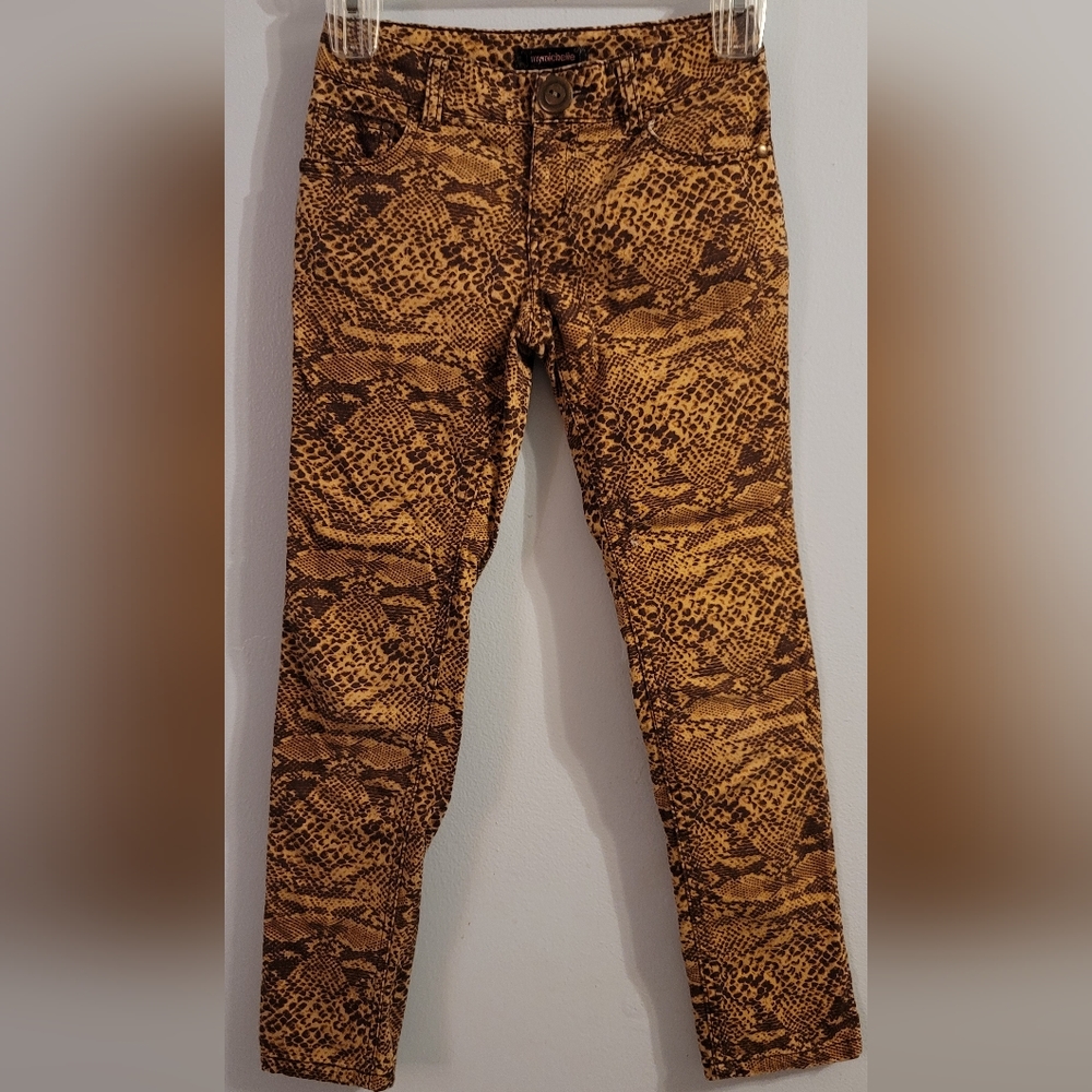 My MICHELLE Tan Snake Print Design Jean Cut Pants size 8